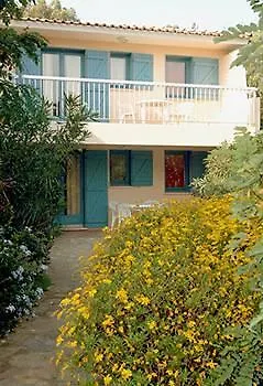 Hotel Mmv Le Domaine De La Pinede Le Lavandou